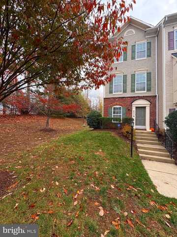 4218 POTOMAC HIGHLANDS CIRCLE, TRIANGLE, VA 22172