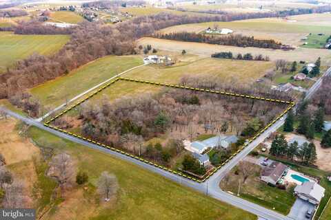 695 RIFE RUN ROAD, MANHEIM, PA 17545