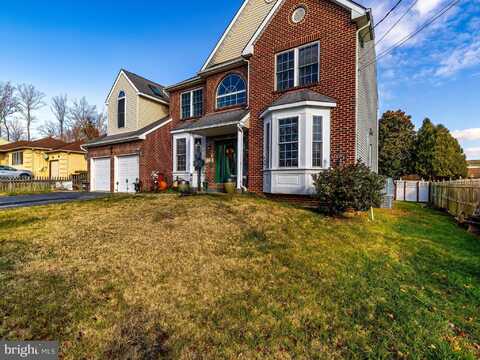 210 SHAMOKIN AVENUE, EAST NORRITON, PA 19401