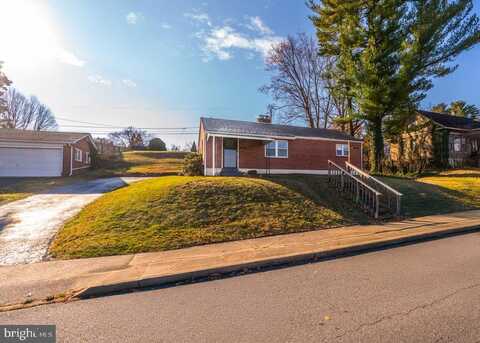 2050 READING BOULEVARD, READING, PA 19609