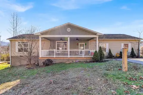 2514 East 6th East Avenue, Big Stone Gap, VA 24219