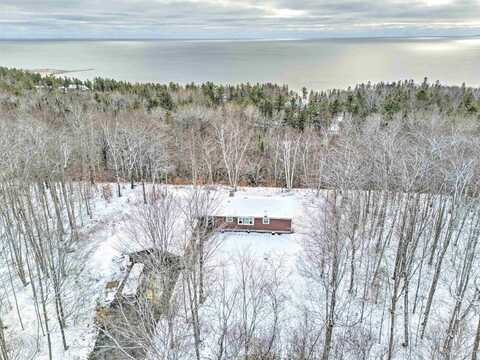 6430 W Hillcrest, Manistique, MI 49854