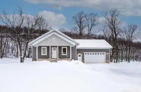 604 County, Negaunee, MI 49866