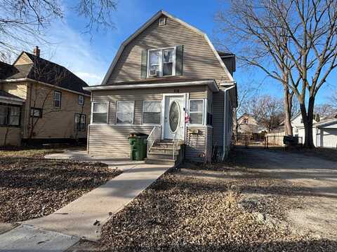 718 W 11th Street, Waterloo, IA 50702