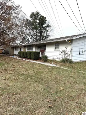 512 McLean Avenue, Hopkinsville, KY 42240