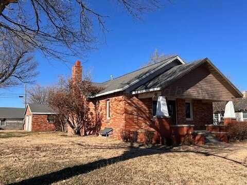 141 S Bruce Street, Follett, TX 79034