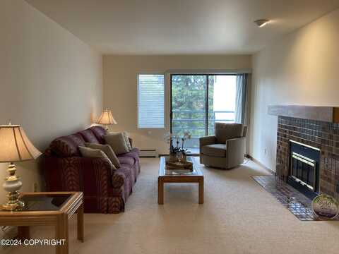 1032 W 11th Avenue, Anchorage, AK 99501