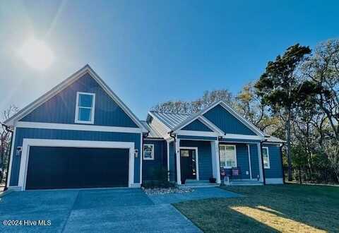 107 Evergreen Lane, Pine Knoll Shores, NC 28512