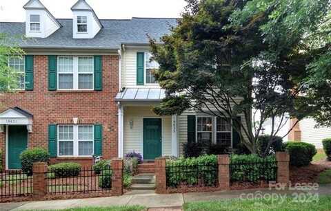 18635 Oakhurst Boulevard, Cornelius, NC 28031