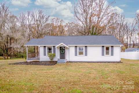 364 Scotts Creek Road, Statesville, NC 28625