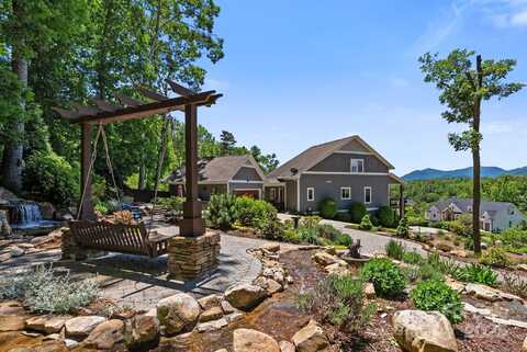 6 Temujin Drive, Leicester, NC 28748