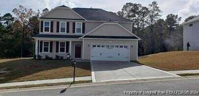 206 Silk Oak Drive, Bunnlevel, NC 28323