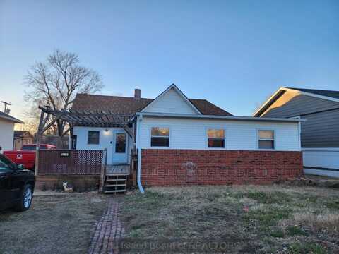 1213 N Burlington Ave, Hastings, NE 68901