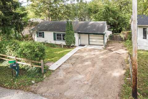 5989 Harvey Street, Haslett, MI 48840