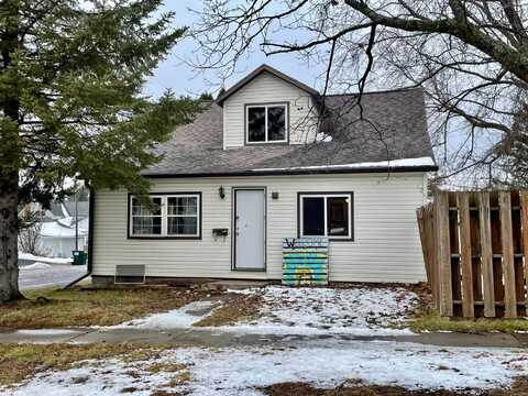 390 ELK AVE, Phillips, WI 54555