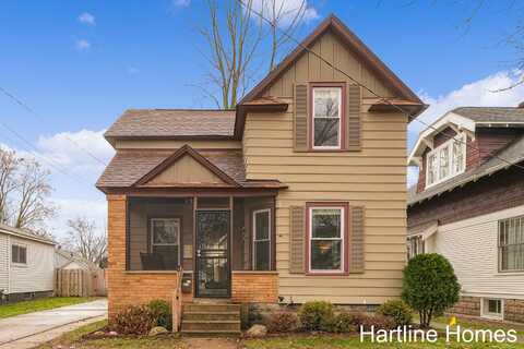 836 Arianna Street NW, Grand Rapids, MI 49504