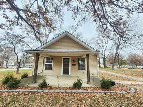 909 N Fulton Street, Butler, MO 64730