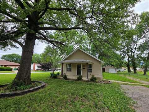 909 N Fulton Street, Butler, MO 64730