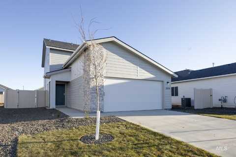 2974 N Eagle Meadow Ave, Kuna, ID 83634