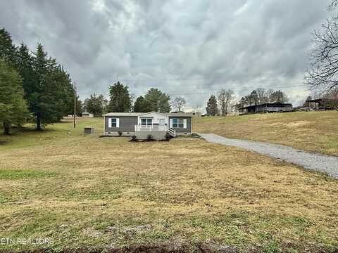 139 CENTER Lane, New Tazewell, TN 37825