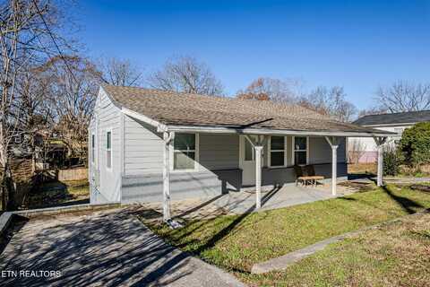 105 N Niota Rd, Englewood, TN 37329