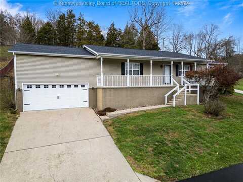 62 Kens Lake Estate Road, Winfield, WV 25213