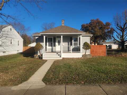 512 E Adams Street, O'Fallon, IL 62269