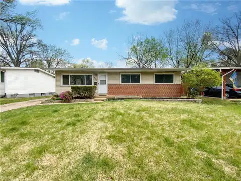 805 Borgia Lane, Florissant, MO 63031