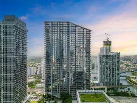 88 SW 7th St, Miami, FL 33130