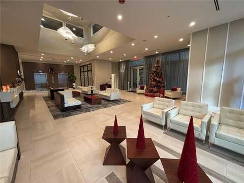7825 NW 107th Ave, Doral, FL 33178