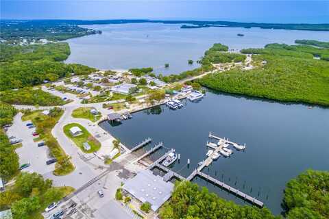 1023 Valencia Rd, Key Largo, FL 33037