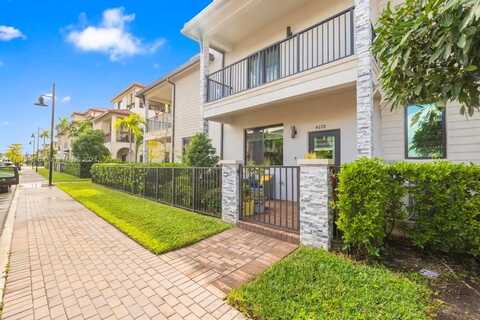 4678 NW 83rd Ave, Doral, FL 33166