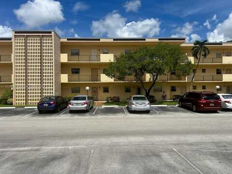 301 Cambridge Rd, Hollywood, FL 33024