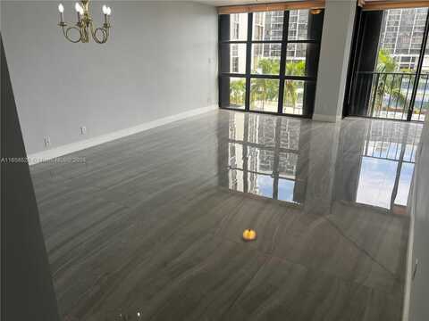 1925 Brickell Ave, Miami, FL 33129