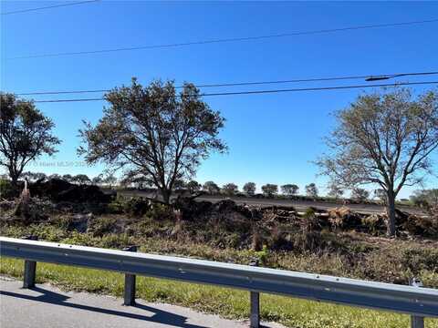 Corkscrew Blvd, Unincorporated Palm Beach, FL 33459