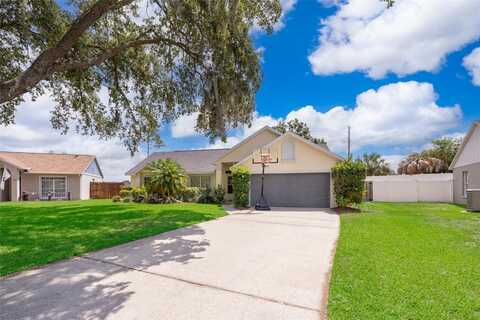 132 ROBBINS REST CIRCLE, DAVENPORT, FL 33896