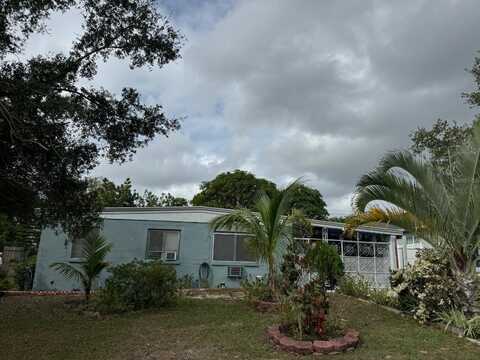 116 S 4TH STREET, HAINES CITY, FL 33844
