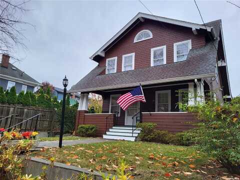 50 Webster Avenue, Port Washington, NY 11050