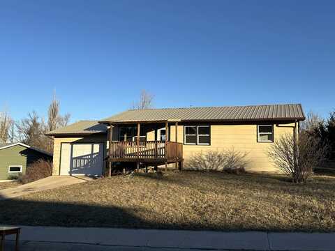 831 Park Drive, Belle Fourche, SD 57717