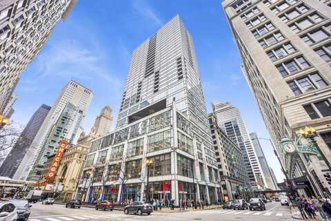 8 E Randolph Street, Chicago, IL 60601