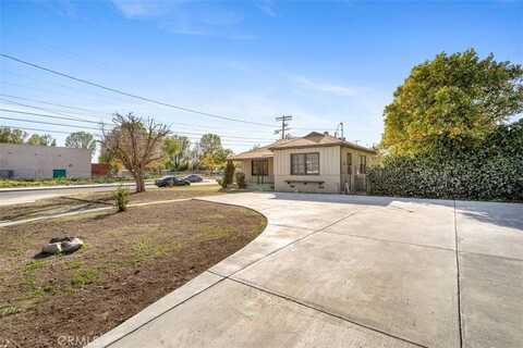 8503 Newcastle Avenue, Northridge, CA 91325