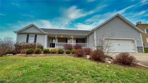 5725 Pine Valley Drive, Zanesville, OH 43701