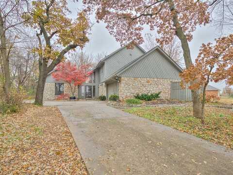 204 Country Lane, Oklahoma City, OK 73130