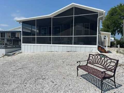 2900 US HWY 41 N., Ruskin, FL 33570