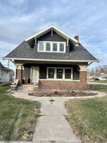 210 Pine Street, Elgin, NE 68636