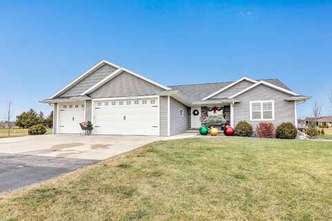 131 WHITE CLOVER Court, PULASKI, WI 54162