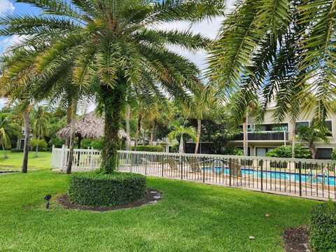 11863 Wimbledon Circle, Wellington, FL 33414