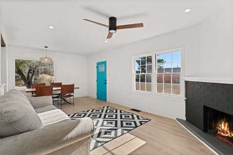 608 Pinon Drive, Santa Fe, NM 87501