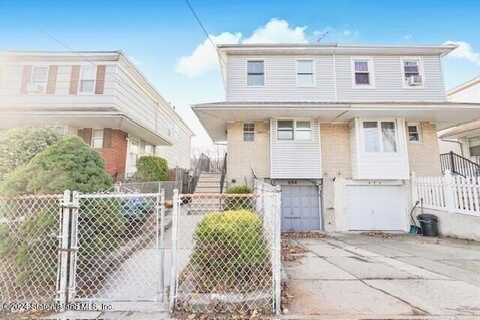 954 Clove Road, Staten Island, NY 10301