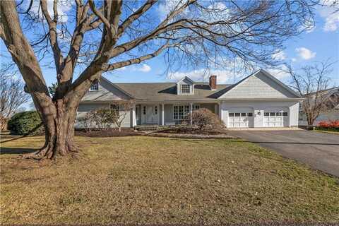 193 Honeyman Avenue, Middletown, RI 02842